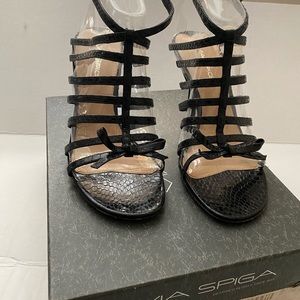 Black Via Spiga in original box and good condition.